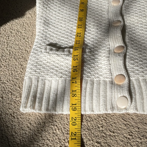 💕💕 Vintage Talbots Cream / Off-White Thick Sweater Size: Medium petite - Picture 10 of 10